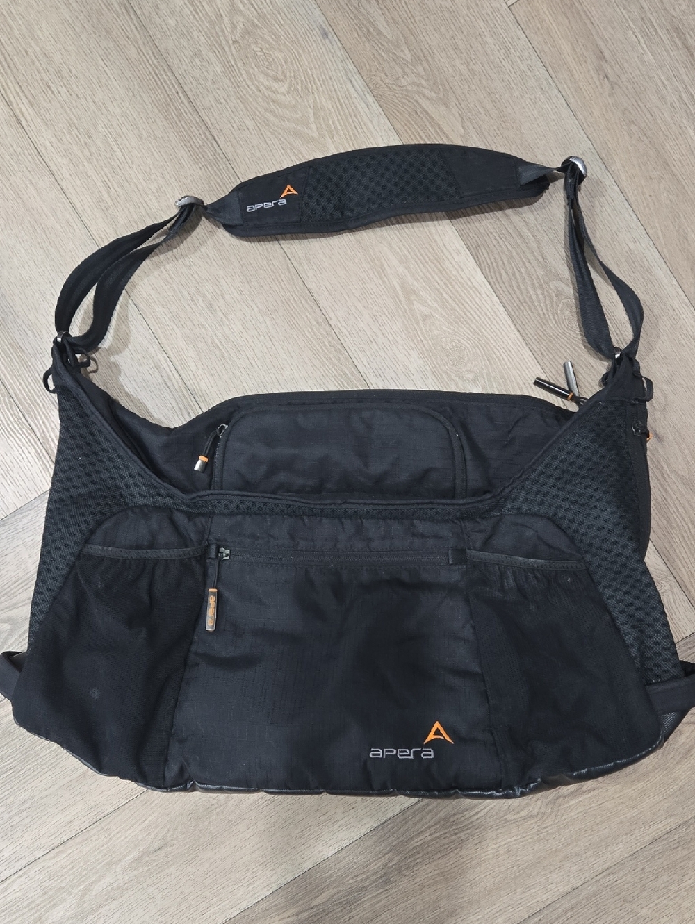 Apera Black Crossbody Messenger Bag -performance Bag